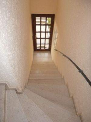 Treppe zur Wohnung