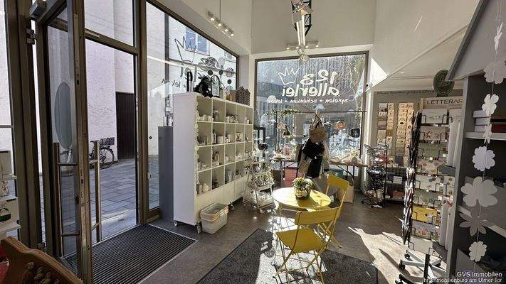 Laden 1 - Eingangsbereich