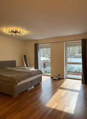 Schlafzimmer mit Ankleide