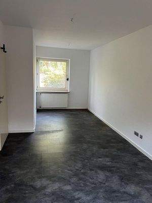 4 Schlafzimmer Blick Vorgarten