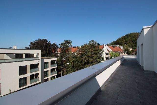 Attraktive Penthouse-Wohnung in begehrter Wohnlage - Photo 3