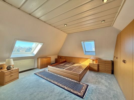 Schlafzimmer OG