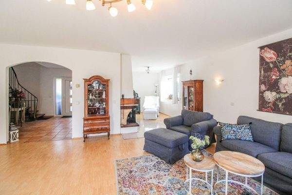 Wohnzimmer-Kaminecke EG