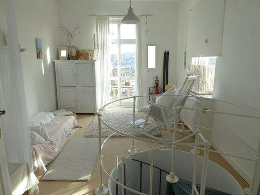 Turmzimmer im DG der Wohnung 1