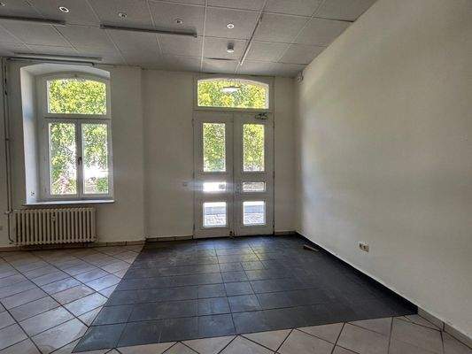 Eingangsbereich der Gewerbeeinheit