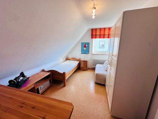 Kinderzimmer 2 OG