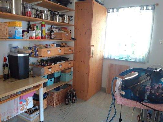 Vorrats-, Abstellraum