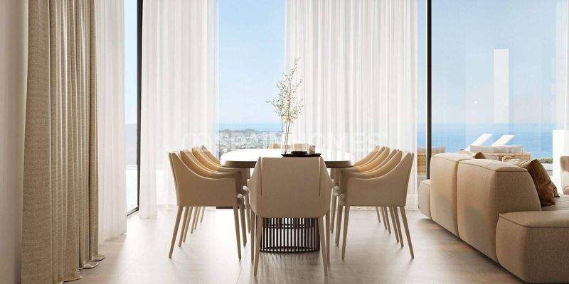 Sea View Villas in a Prime Location in Mijas