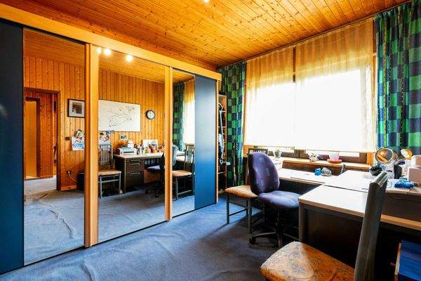 Kinderzimmer / Büro