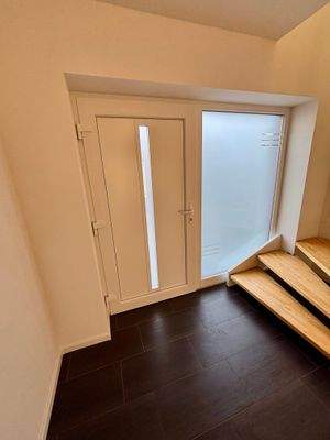 Eingangstür Treppe ins OG