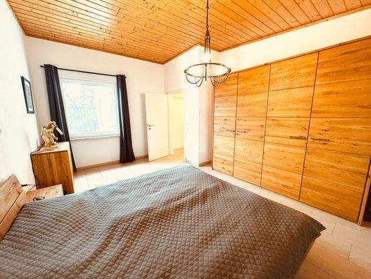 42. Schlafzimmer1 OG