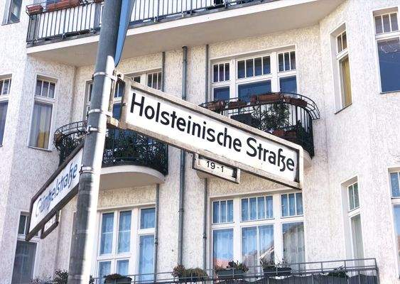 Holsteinische Straßenschild.jpg