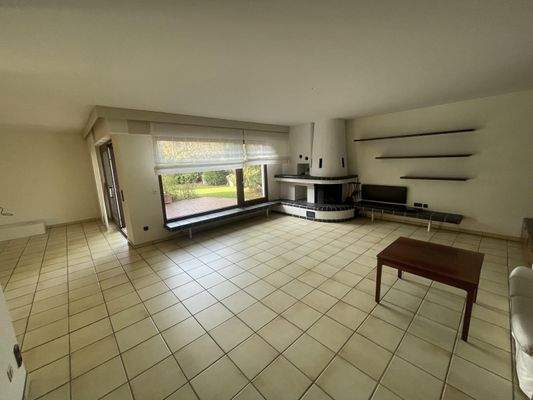 Blick in den Wohn- Essbereich (3)