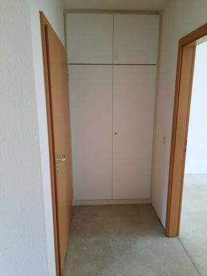 Flur mit Wandschrank