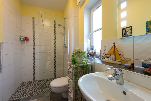 Badezimmer EG