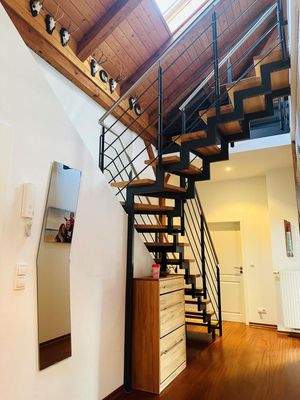 Diele/ Treppe zur Galerie