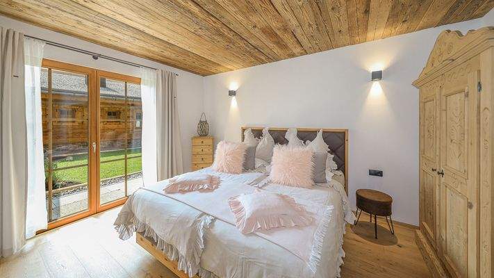 KITZIMMO-Zwei Luxuschalets mit Panoramablick in Top-Ruhelage kaufen - Immobilien Steinberg Tirol.