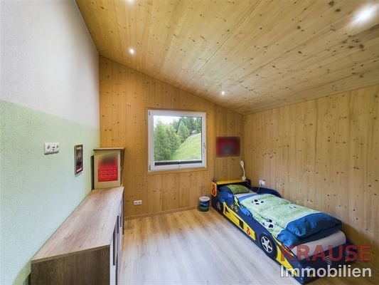 Schlafzimmer 2 DG
