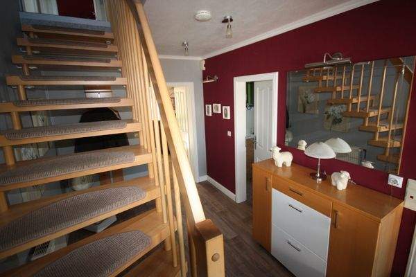 Eingangsflur mit Treppenanlage