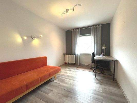 Büro oder Kinderzimmer