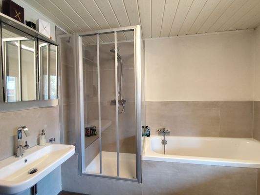 modernisiertes Tageslichtbad