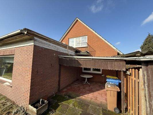 renovierungsbedürftige Terrasse