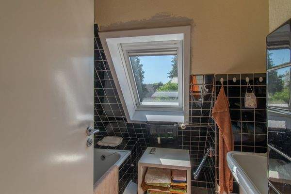Wannenbad im Dachgeschoss