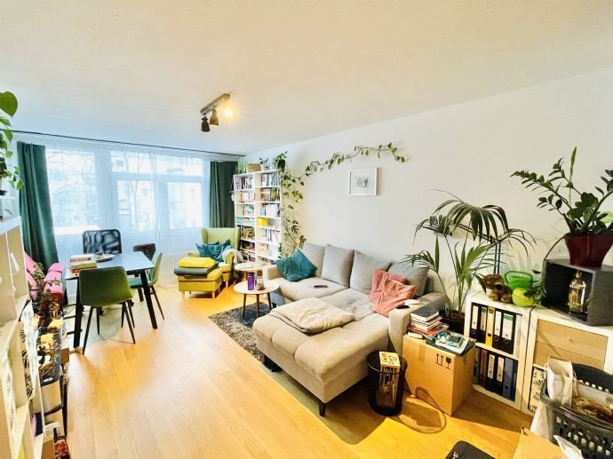 Bezugsfreie und sanierte 1,5 Zimmer-Wohnung im Glockenbachviertel!