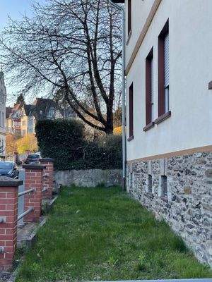 MiriamKunz-Immobilien-Vor dem Haus.jpg