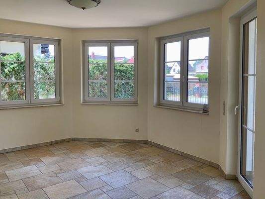 Arbeitszimmer mit separatem Zugang