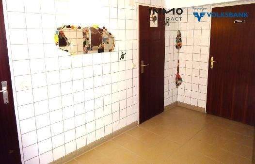 Zutritt zu den Gasttoiletten im Keller