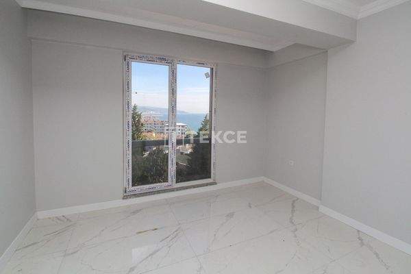 Elegant Apartments with Sea and City View in Yalova Armutlu
