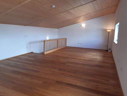 Halle Verkauf 340.jpg