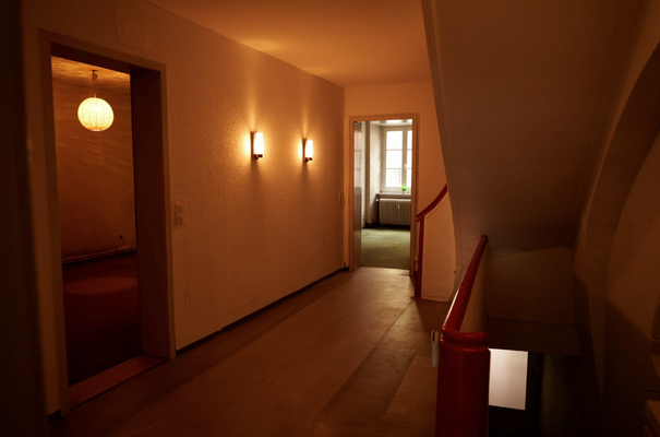 Flur 1. OG