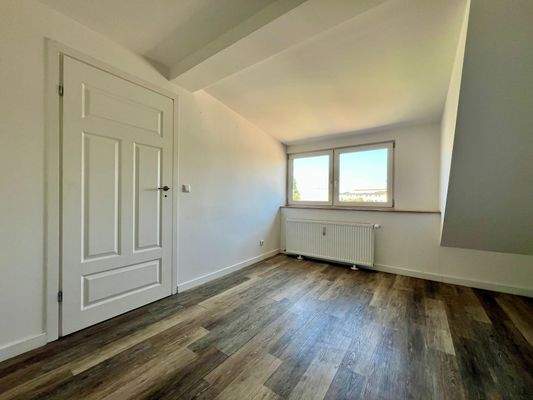 Vorderhaus - Wohnung im DG