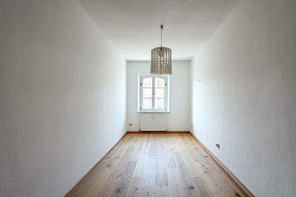 Kinderzimmer/Büro/Hobbyraum