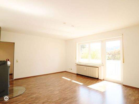 Wohnzimmer zum Südbalkon