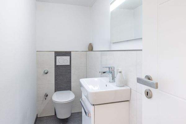 Teilansicht Gäste-WC EG