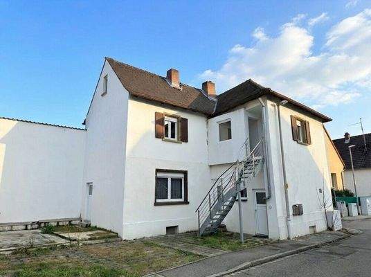 Rückansicht 2-Familienhaus