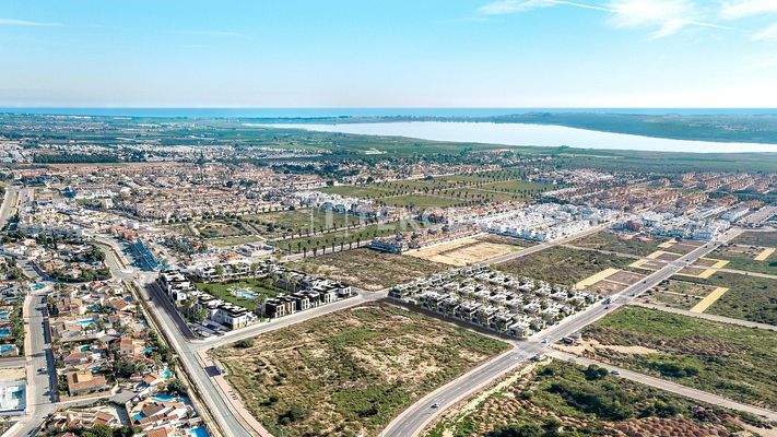 Stylish Apartments with Terrace in Lo Marabu, Quesada