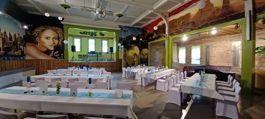 7 - Disco innen.jpg