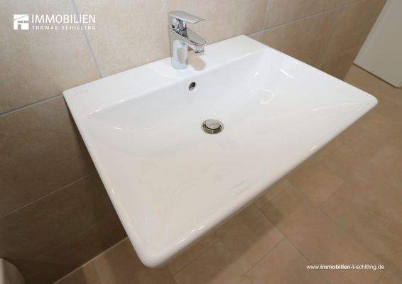 ETW2607・Keramik Waschtisch