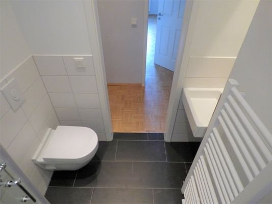 Gäste-Bad (Referenzbild, baugleiche Wohnung)