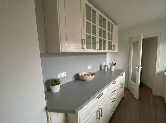 Küche - Deko - gestaged - Lütt Immobilien - Raisdorf