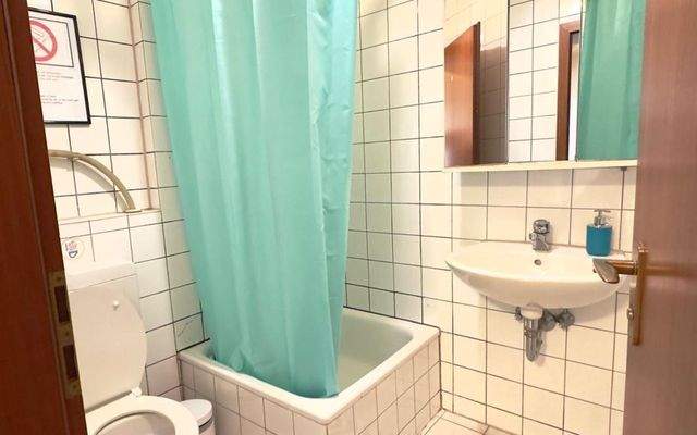 Wohnen auf Zeit Mittelstr Stuttgart Zentrum möbliert mieten Zeitwohnen bei urbanbnb  7.jpg