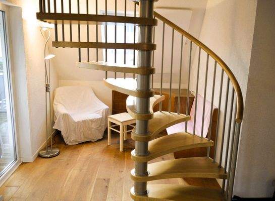 Leseecke b.d. Wendeltreppe