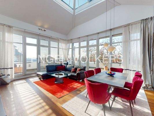 Imposantes Wohnzimmer