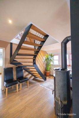 Essbereich mit Zugang ins Studio