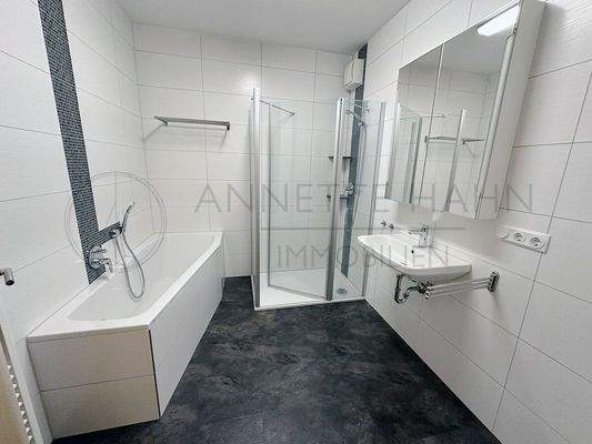 (Whg. 2) EG Bad Wanne Dusche