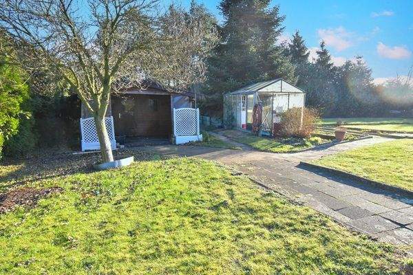 Gartenhaus und Gewächshaus